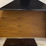 Mel's Place 티라나