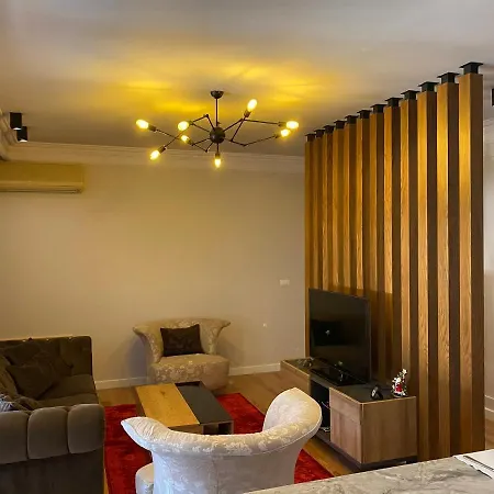 Mel's Place Τίρανα